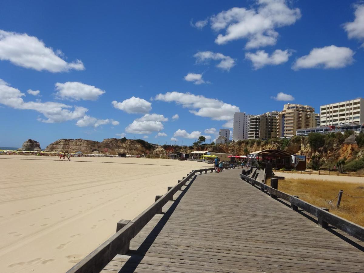 Apartamento T1 Com Piscina E Vista Mar - Praia Da Rocha Portimão Eksteriør billede